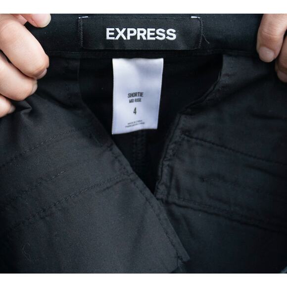 Express Mid Rise Shortie Shorts Women Size 4 Black Chino Casual Summer - Picture 6 of 6